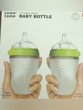 Comotomo Baby Bottles - Pack of (2) 8oz bottles & (1) 5 oz bottle